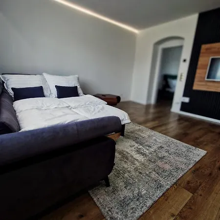 Near Redbull Ring Apartment